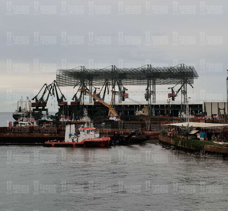 印尼全天候碼頭倉庫屋面膜結(jié)構(gòu)工程進(jìn)入膜結(jié)構(gòu)安裝階段 印尼全天候碼頭倉庫屋面膜結(jié)構(gòu)工程進(jìn)入膜結(jié)構(gòu)安裝階段