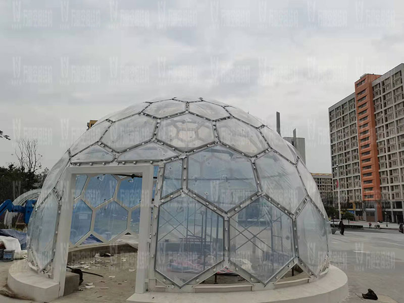 無線創智城市功能空間業態優化五星集市鋼膜結構工程完工