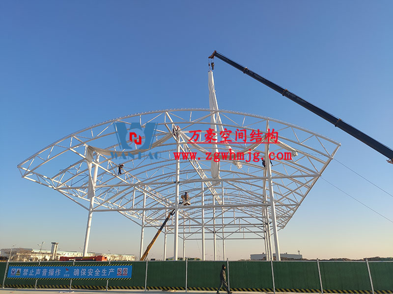 射陽港港區國家一類開放口岸一關兩檢查驗設施項目膜結構安裝中