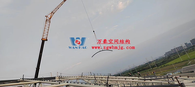 襄陽奧體中心膜結(jié)構(gòu)工程火熱施工中 襄陽奧體中心膜結(jié)構(gòu)工程火熱施工中