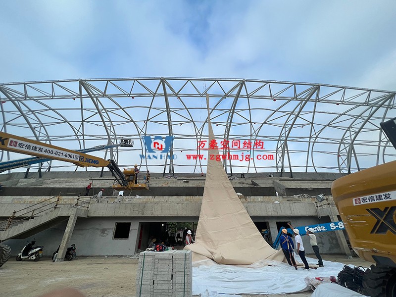 龍泉市體育場鋼膜結構工程完工 龍泉市體育場鋼膜結構工程完工