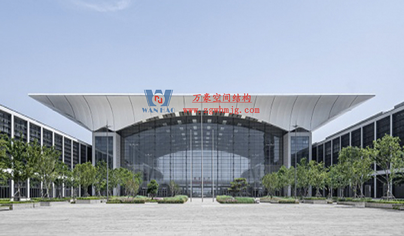 膜結(jié)構(gòu)材料具備的優(yōu)點 膜結(jié)構(gòu)材料具備的優(yōu)點