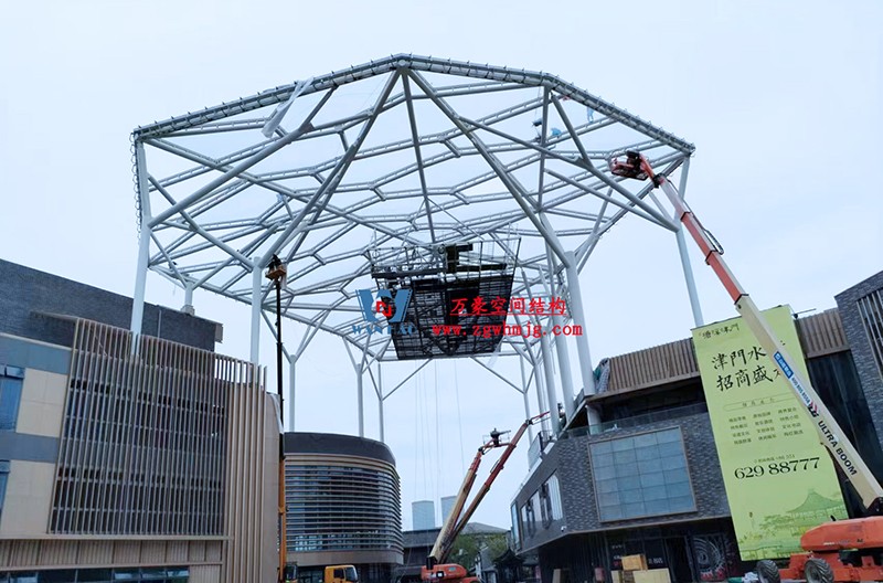 勞動最光榮，致敬一線工作者！