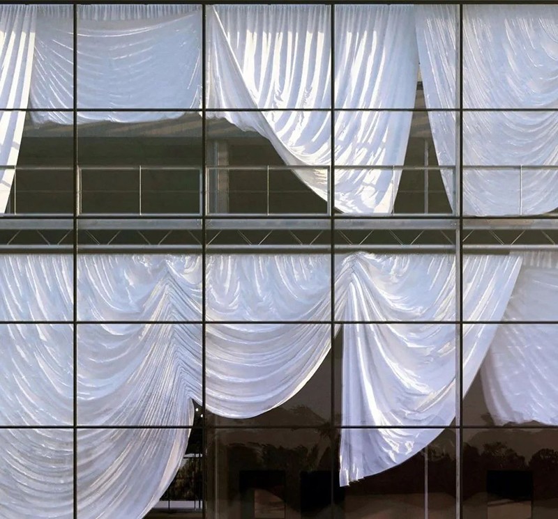 又要透光，又要遮陽