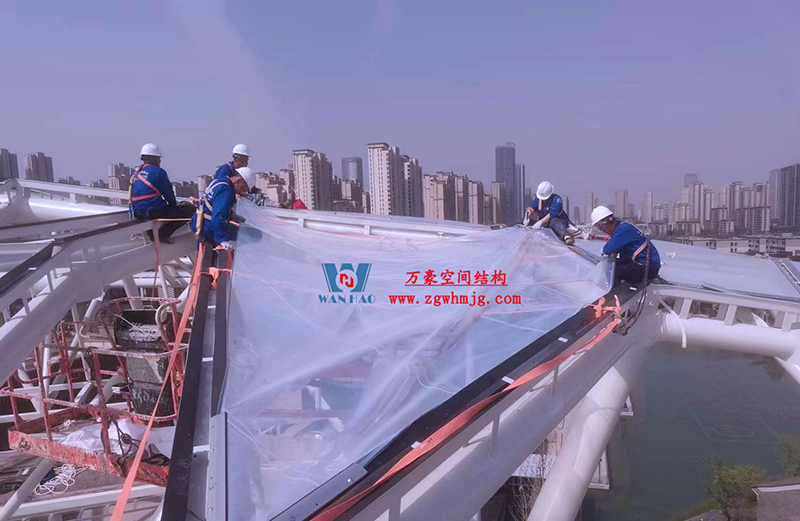 合肥文一塘溪津門天幕鋼結構及ETFE氣枕膜工程完工