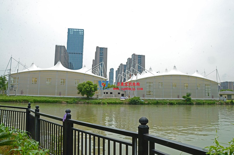 溫州惠民路西側綠地球場PTFE膜結構項目