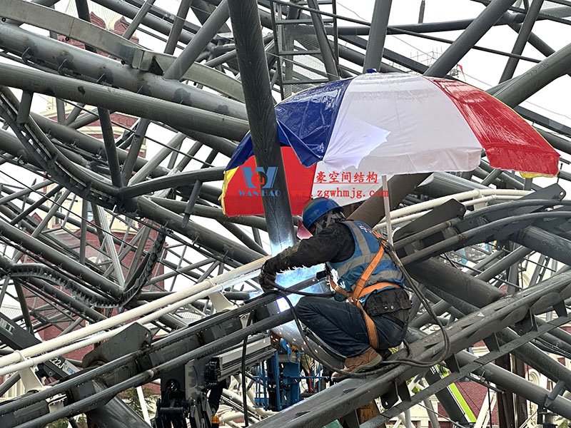 西安絲路塔ETFE膜結構項目順利完工 西安絲路塔ETFE膜結構項目順利完工