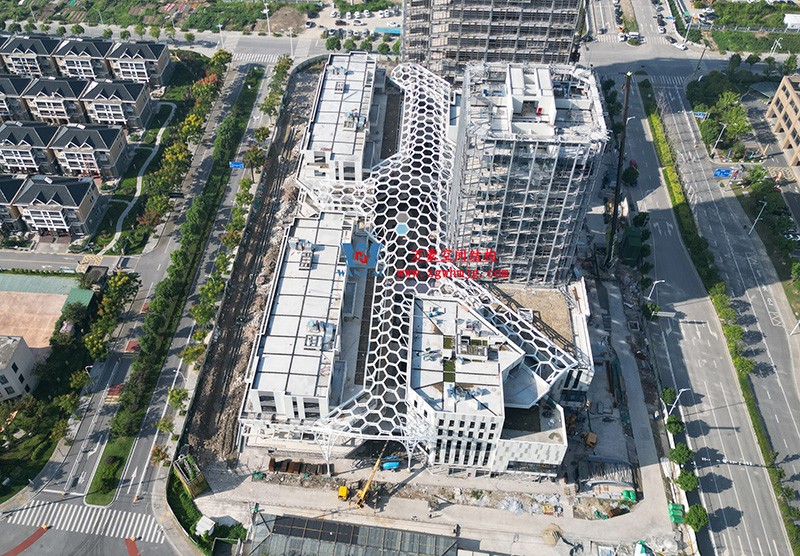 嘉興長安里ETFE氣枕鋼膜結構頂棚工程 嘉興長安里ETFE氣枕鋼膜結構頂棚工程