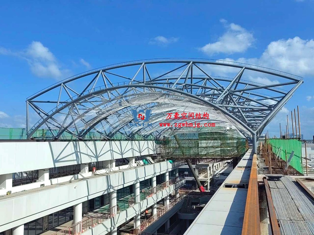 全力以赴高效推進項目施工,高質量完成建設任務 全力以赴高效推進項目施工,高質量完成建設任務