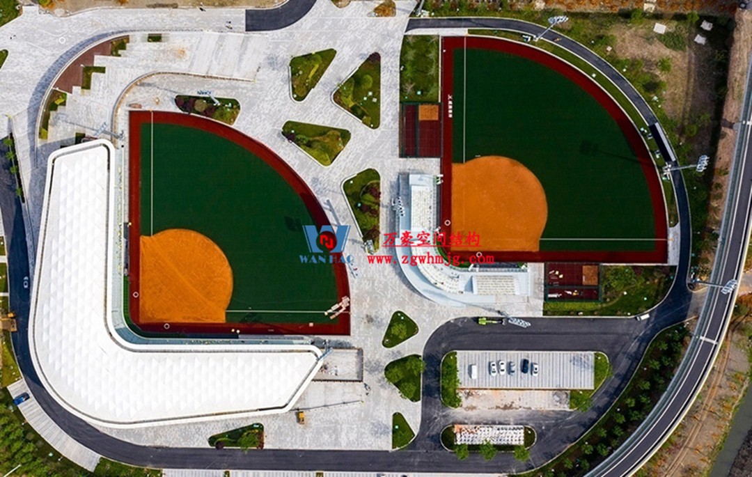 以前瞻性的視角融入城市生活之中的膜結構體育場館 以前瞻性的視角融入城市生活之中的膜結構體育場館