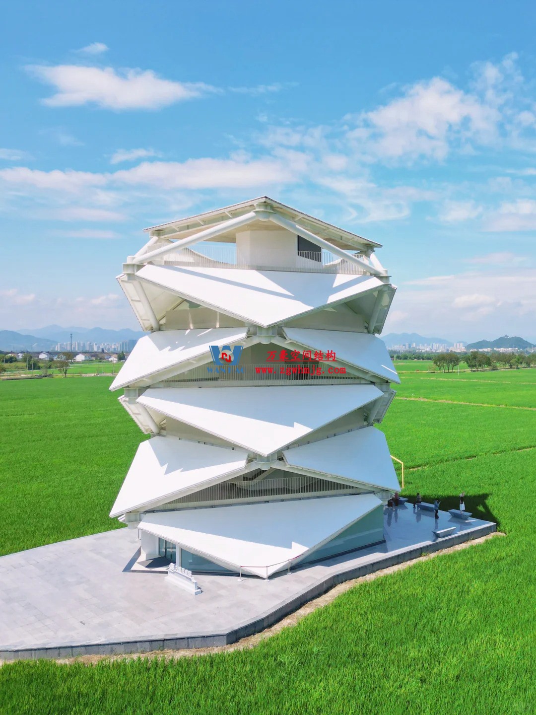 創意與藝術美感兼具的鋼膜結構建筑 創意與藝術美感兼具的鋼膜結構建筑