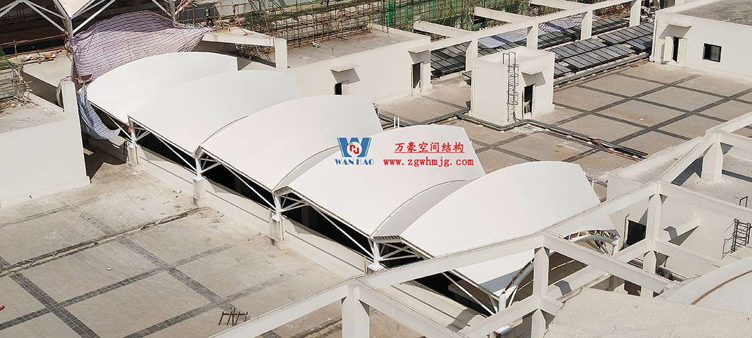 施工加速,這個PTFE膜結(jié)構(gòu)天幕即將完工! 施工加速,這個PTFE膜結(jié)構(gòu)天幕即將完工!