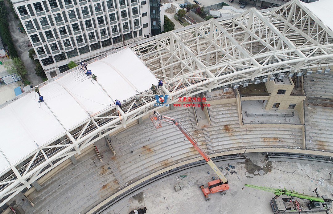 案例賞析|柔曲多變的PTFE膜結(jié)構(gòu)體育場館 案例賞析|柔曲多變的PTFE膜結(jié)構(gòu)體育場館