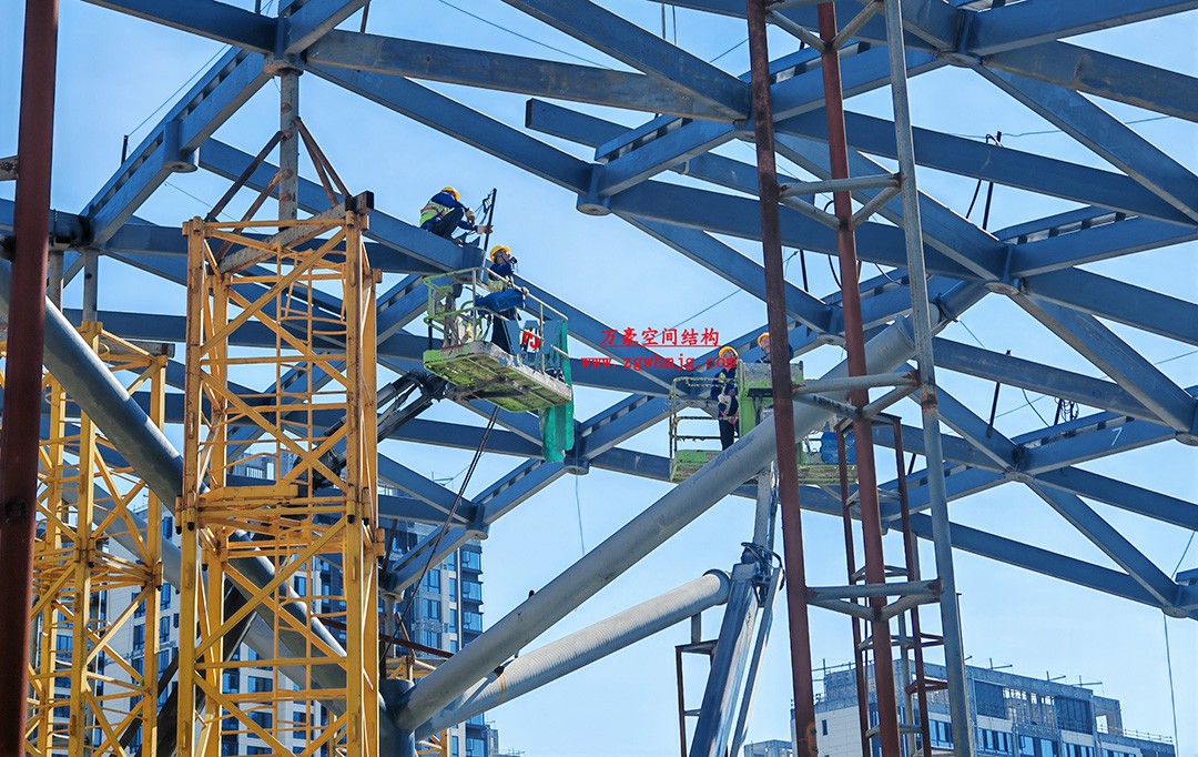 攻堅克難,全速推進|這個ETFE商業(yè)天幕迎來新進展 攻堅克難,全速推進|這個ETFE商業(yè)天幕迎來新進展