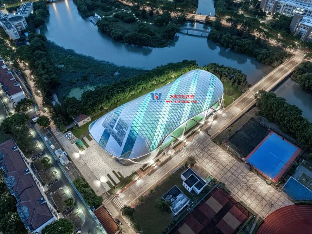 帆影碧波|風雨操場上的ETFE膜結(jié)構(gòu)穹頂 帆影碧波|風雨操場上的ETFE膜結(jié)構(gòu)穹頂