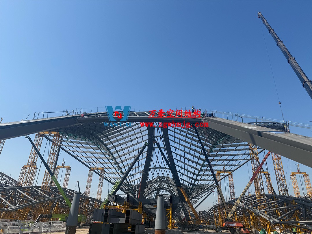 鄭州中原高鐵港數(shù)字展貿(mào)城鋼結(jié)構(gòu)項(xiàng)目