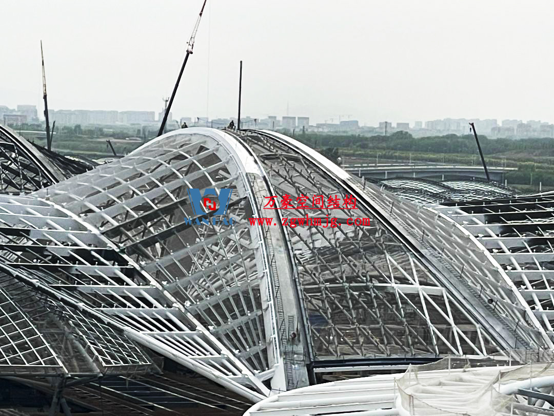 鄭州中原高鐵港數字展貿城ETFE膜結構 PTFE膜結構項目 鄭州中原高鐵港數字展貿城ETFE膜結構 PTFE膜結構項目