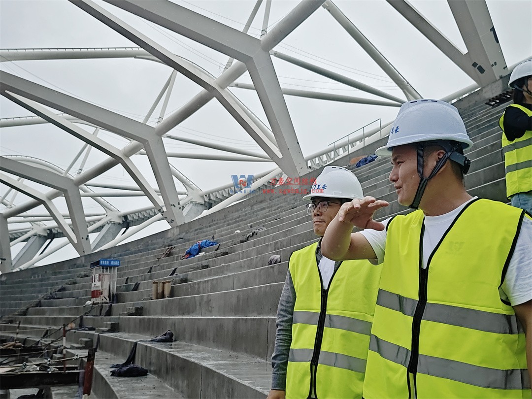 標(biāo)桿引領(lǐng),智啟未來——萬豪集團(tuán)營銷、設(shè)計(jì)與技術(shù)骨干共赴無錫奧體中心,現(xiàn)場觀摩學(xué)習(xí)解鎖“創(chuàng)新密碼” 標(biāo)桿引領(lǐng),智啟未來——萬豪集團(tuán)營銷、設(shè)計(jì)與技術(shù)骨干共赴無錫奧體中心,現(xiàn)場觀摩學(xué)習(xí)解鎖“創(chuàng)新密碼”