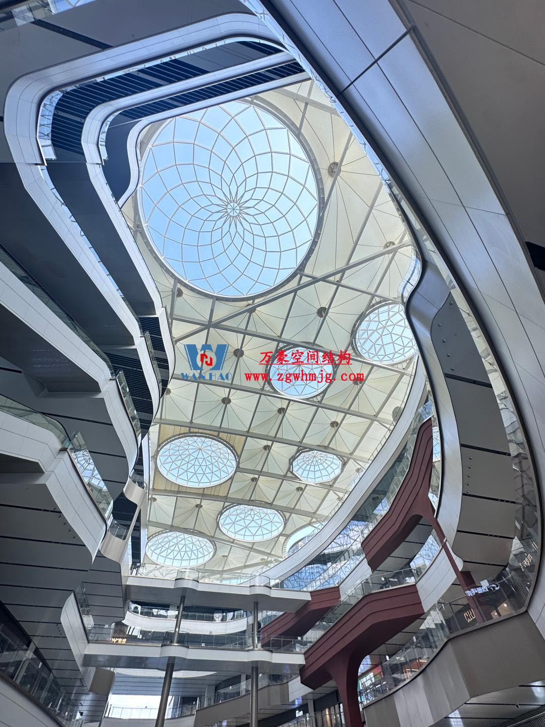 廣州從化鳳凰新天地商業(yè)樓ETFE PTFE膜結(jié)構(gòu) 廣州從化鳳凰新天地商業(yè)樓ETFE PTFE膜結(jié)構(gòu)