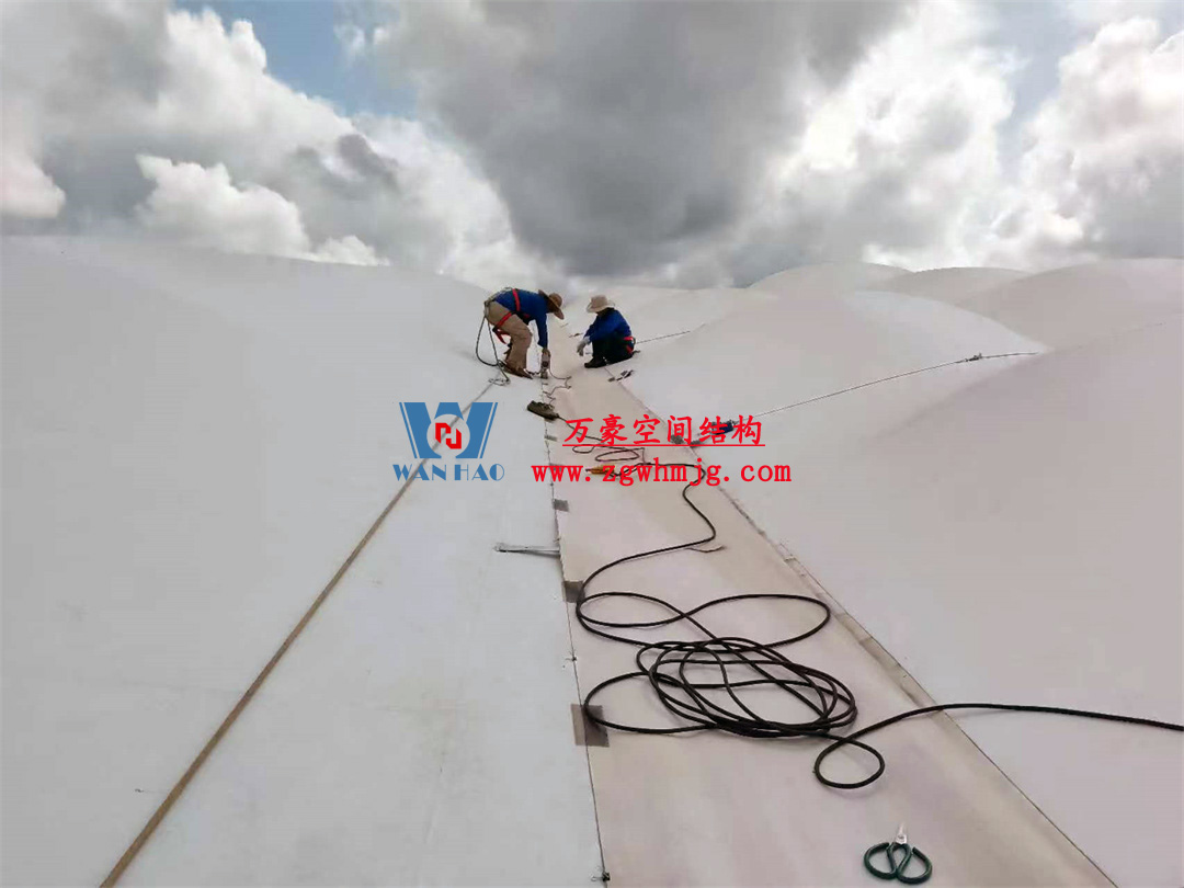 非洲杯肯尼亞體育場PTFE鋼膜結(jié)構(gòu)屋面項(xiàng)目 非洲杯肯尼亞體育場PTFE鋼膜結(jié)構(gòu)屋面項(xiàng)目