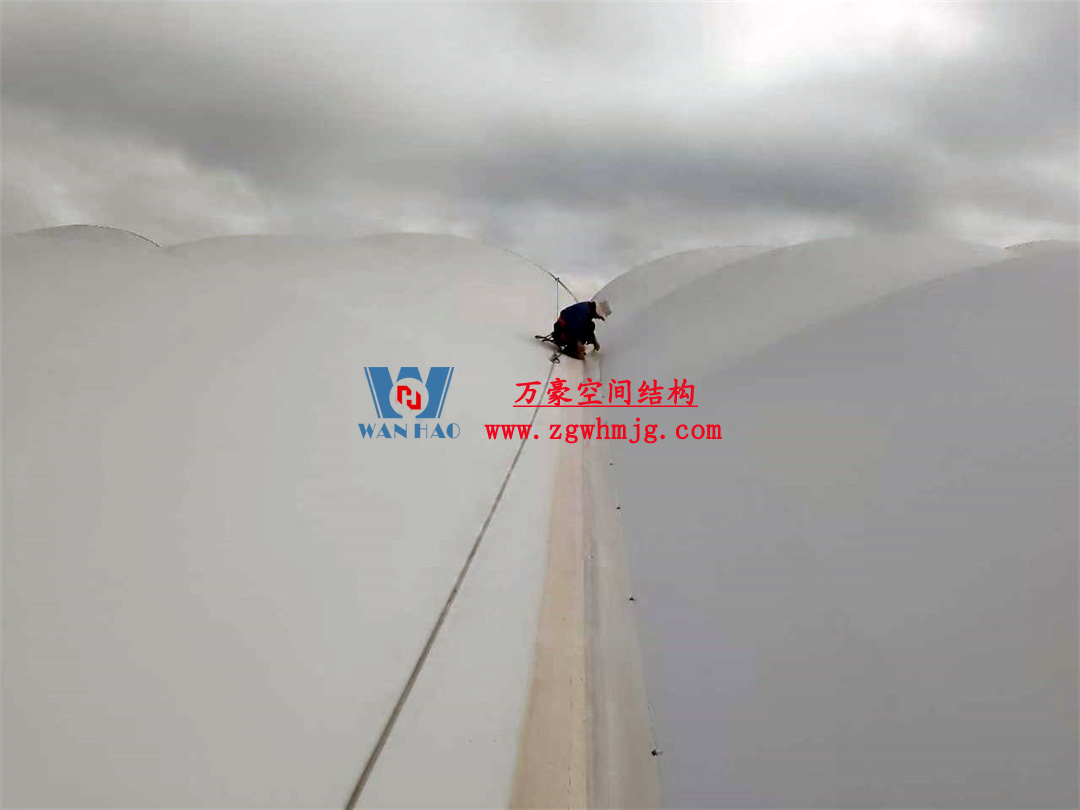 非洲杯肯尼亞體育場PTFE鋼膜結(jié)構(gòu)屋面項(xiàng)目 非洲杯肯尼亞體育場PTFE鋼膜結(jié)構(gòu)屋面項(xiàng)目