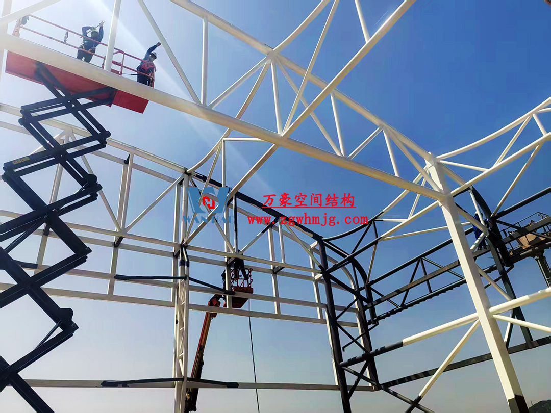 比亞迪紹興嵊州賽車場干拔沙坡觀景平臺鋼結構項目 比亞迪紹興嵊州賽車場干拔沙坡觀景平臺鋼結構項目