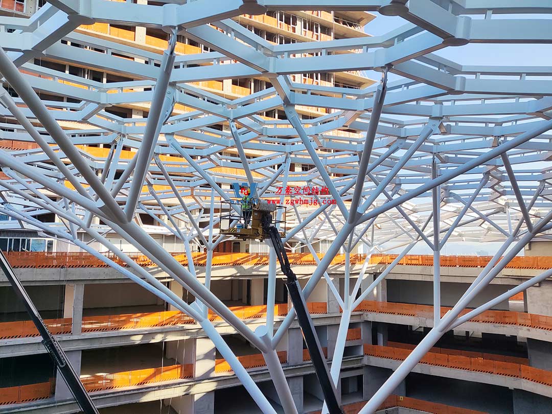 安吉云安里ETFE氣枕商業天幕圓滿完工 安吉云安里ETFE氣枕商業天幕圓滿完工