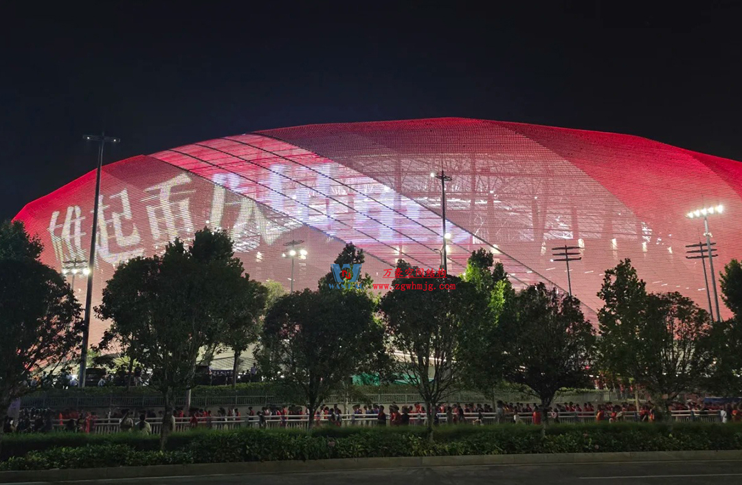 2026 中超球場巡禮?重慶篇｜身披 ETFE「科技薄紗」，龍興足球場點亮山城足球新未來！