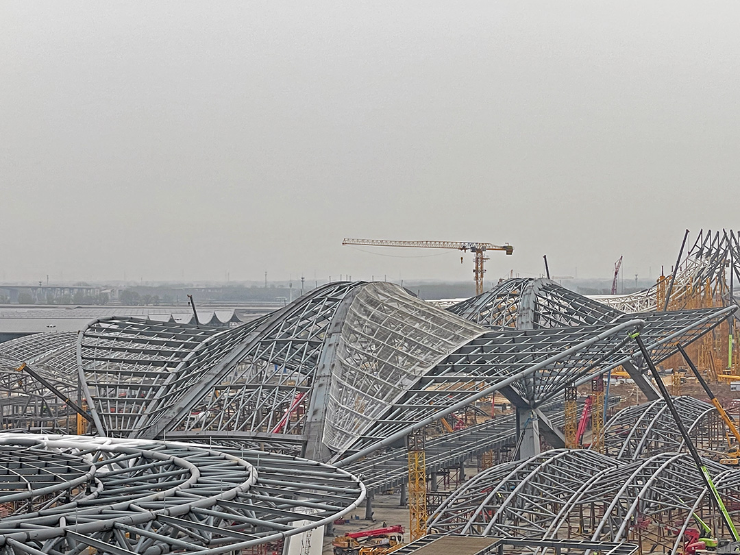 鄭州中原高鐵港數字展貿城鋼結構項目